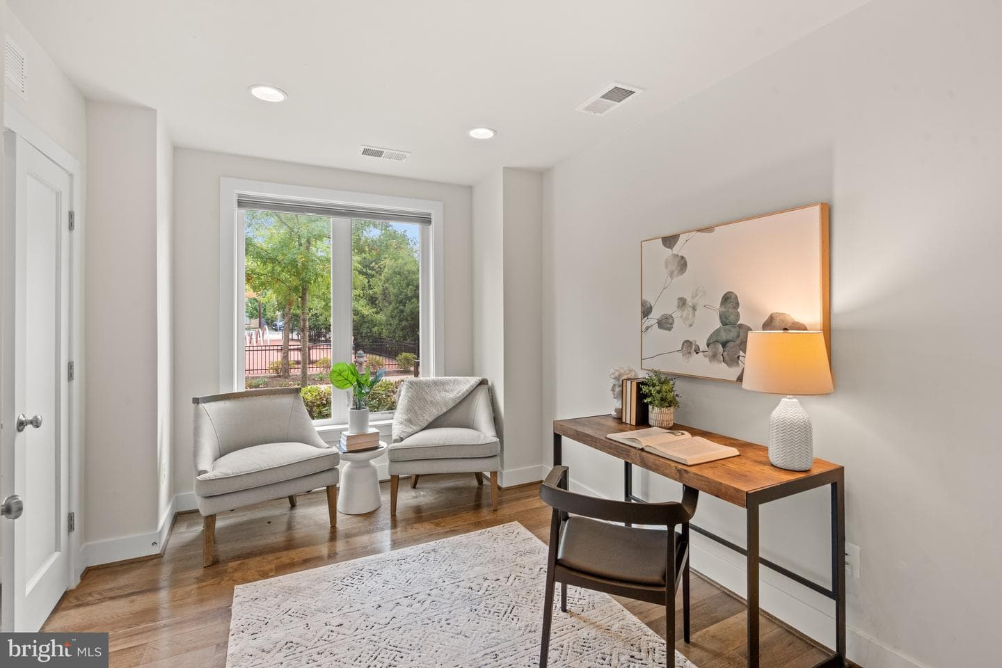 10358 Jacobsen Street photo 3