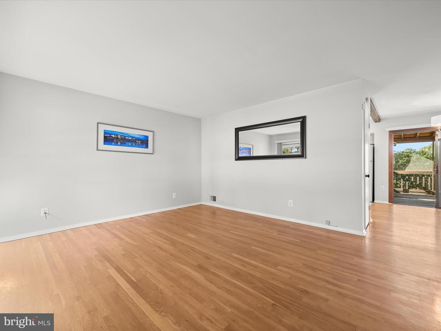 13214 Dumbarton Drive photo 11