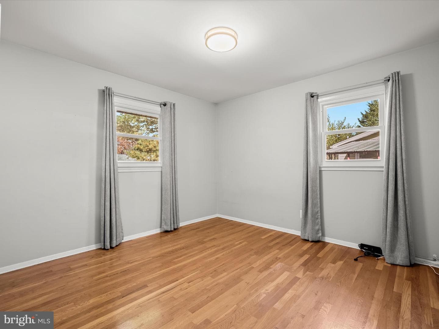 13214 Dumbarton Drive photo 30