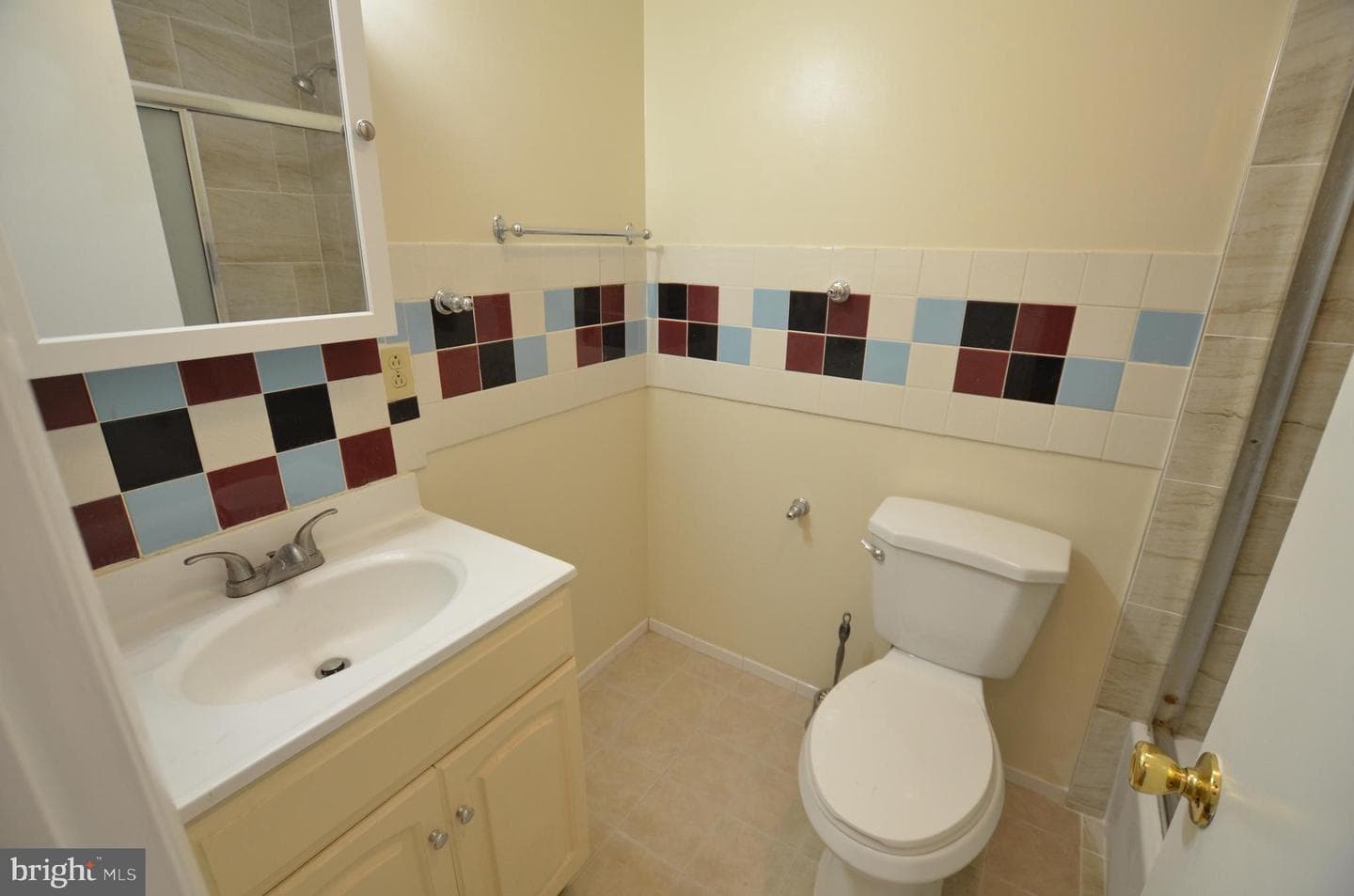 36 Steven Court #211 photo 16