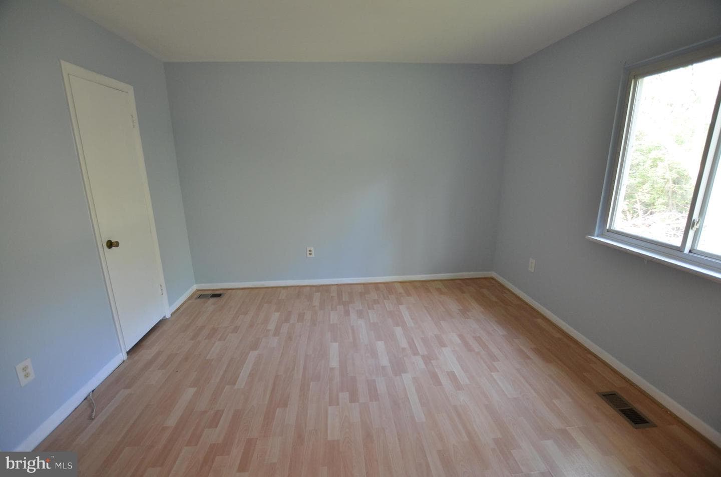 36 Steven Court #211 photo 17