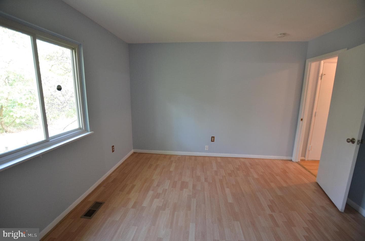 36 Steven Court #211 photo 18