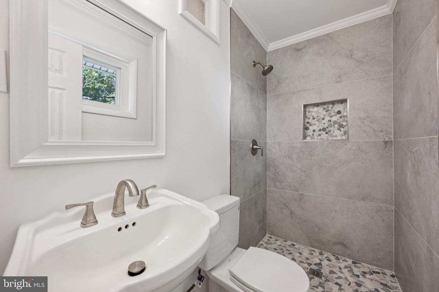 9801 Arbor Hill Drive photo 15