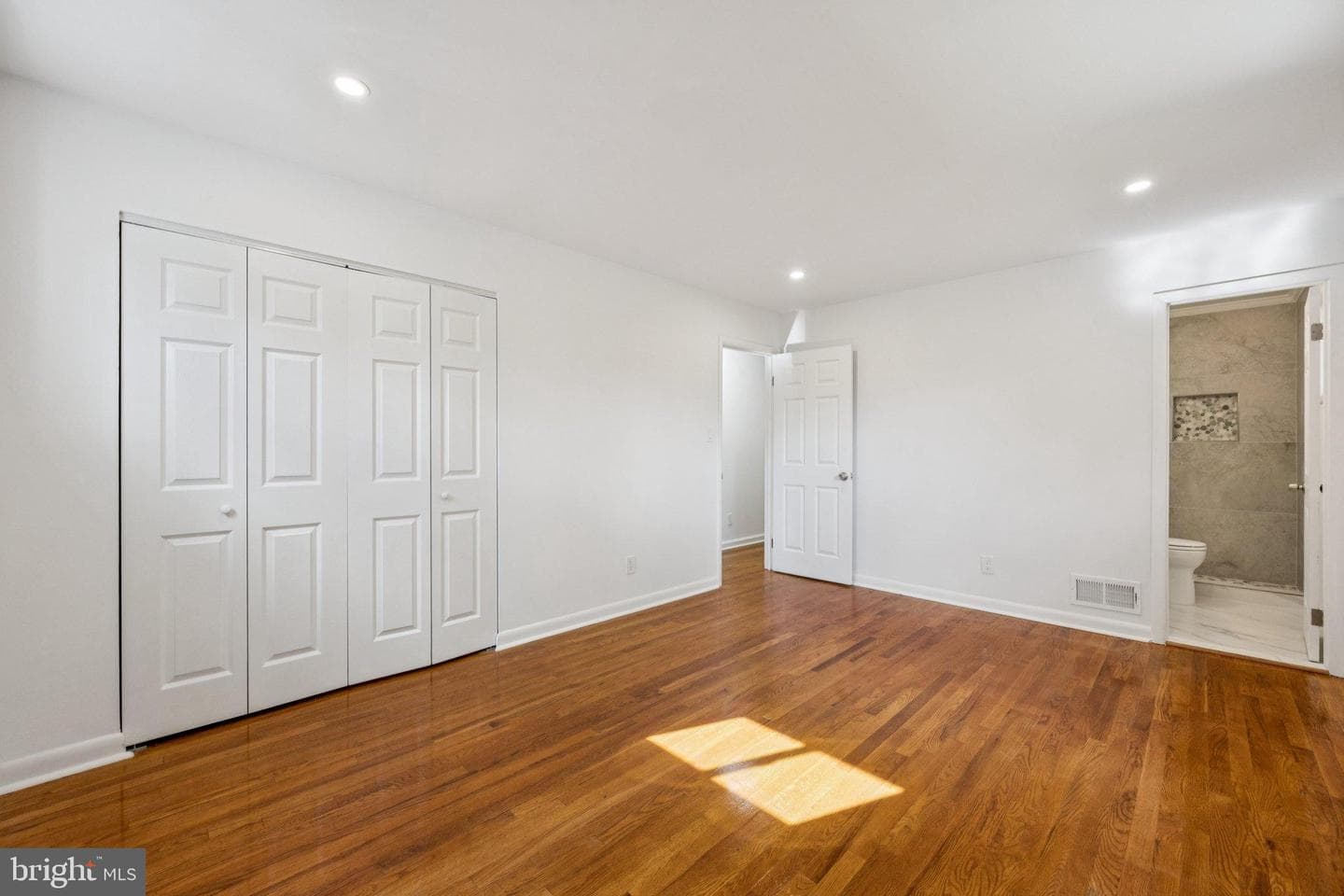 9801 Arbor Hill Drive photo 16