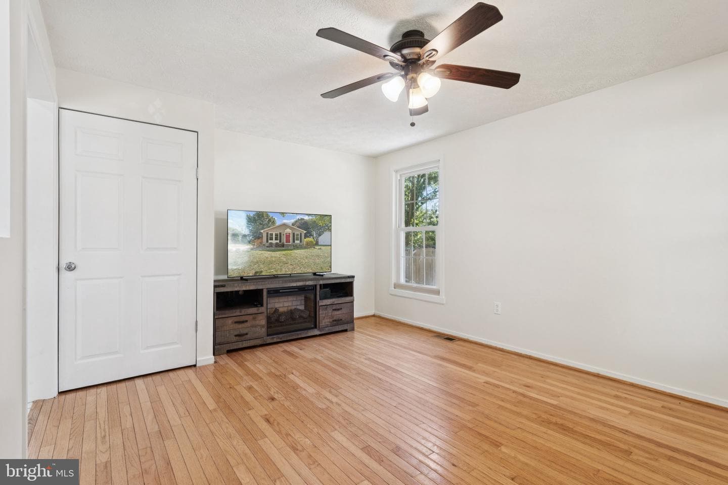 7509 Brenish Drive photo 11