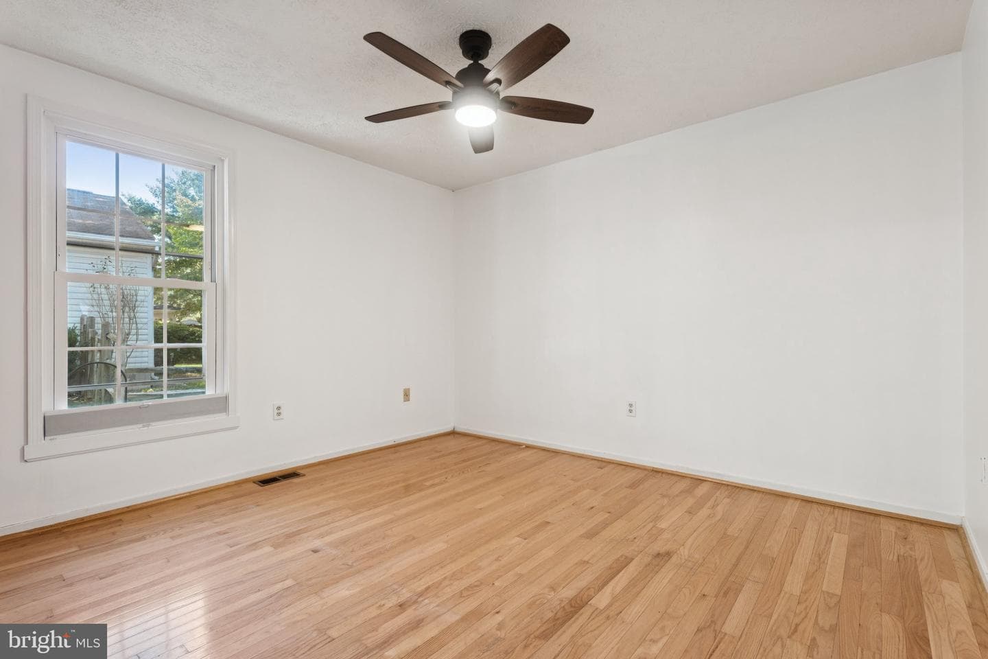 7509 Brenish Drive photo 14