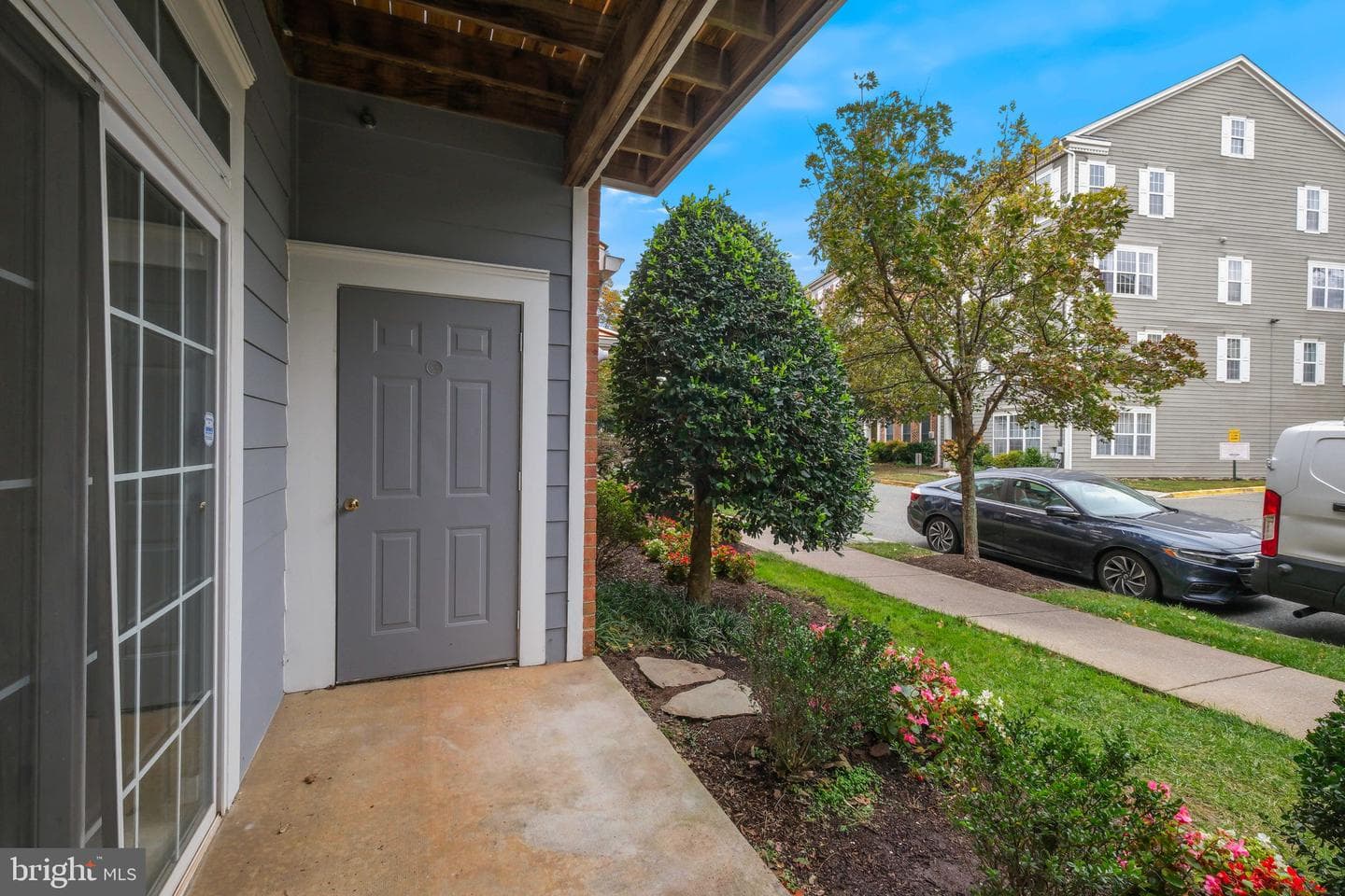 150 Chevy Chase Street #102 photo 22