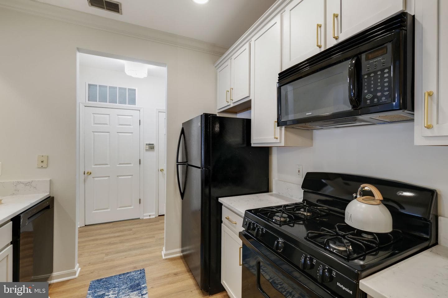 150 Chevy Chase Street #102 photo 3