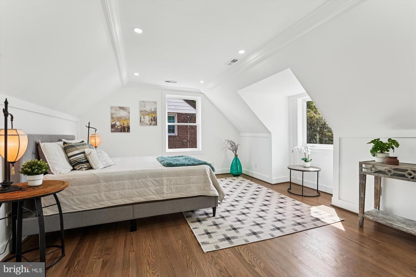 221 Normandy Drive photo 19