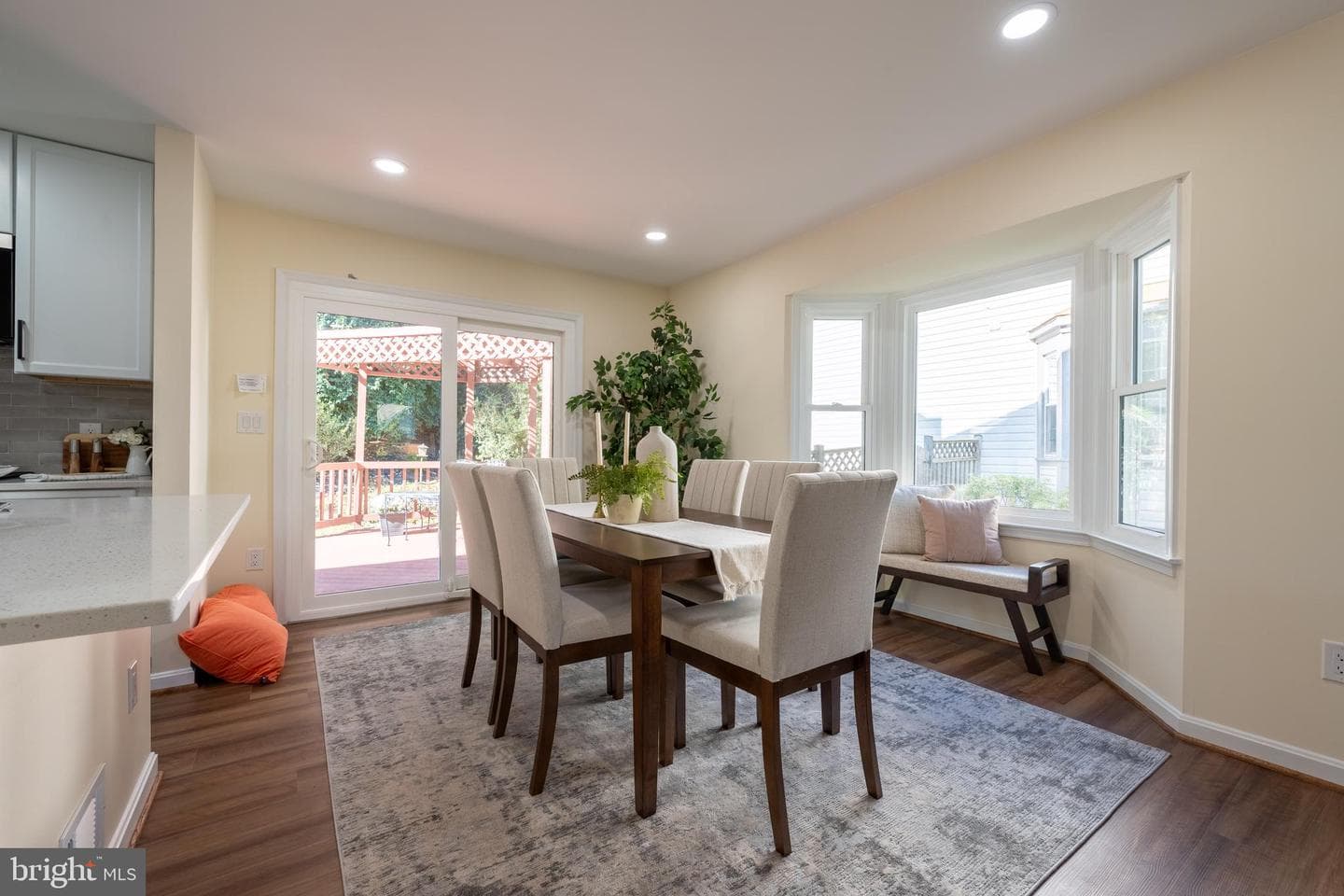 12 Solitaire Ct. photo 16