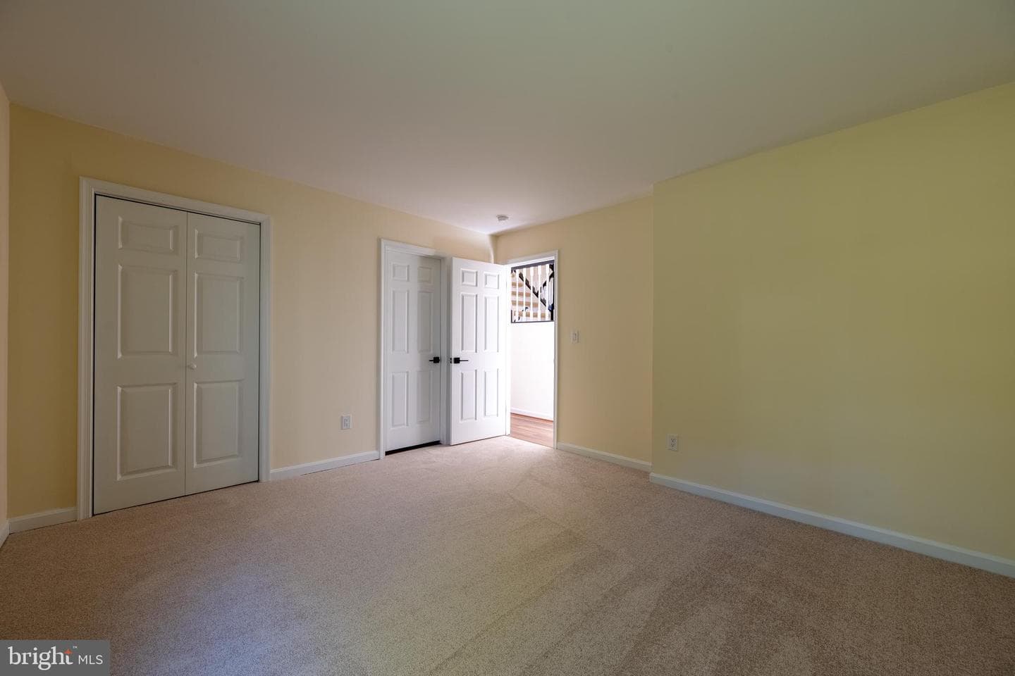 12 Solitaire Ct. photo 28