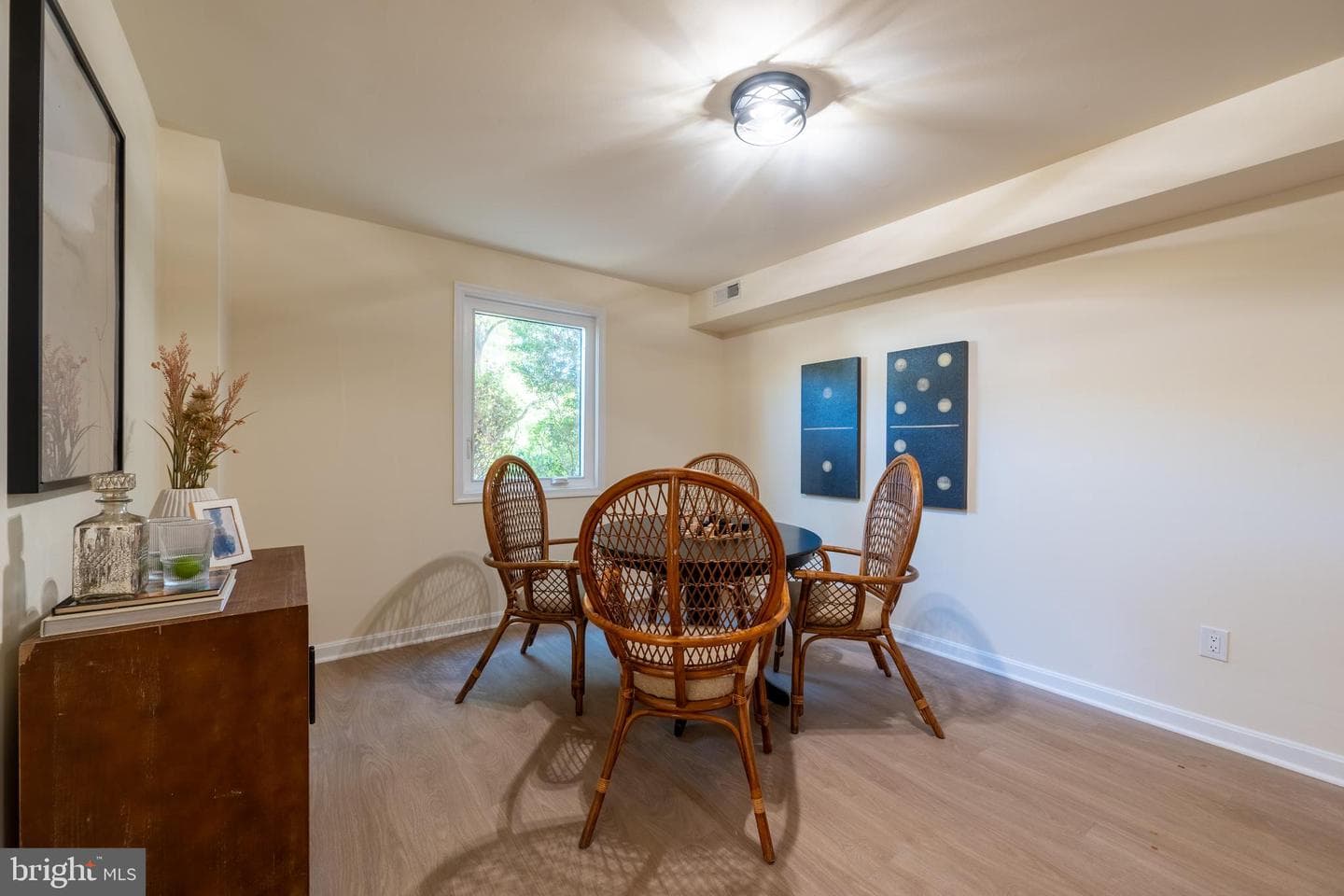 12 Solitaire Ct. photo 40