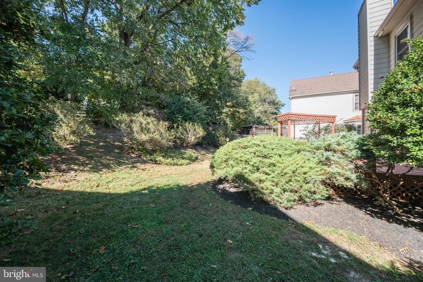 12 Solitaire Ct. photo 53