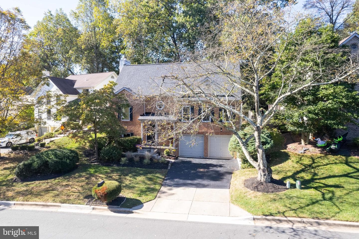 12 Solitaire Ct. photo 56