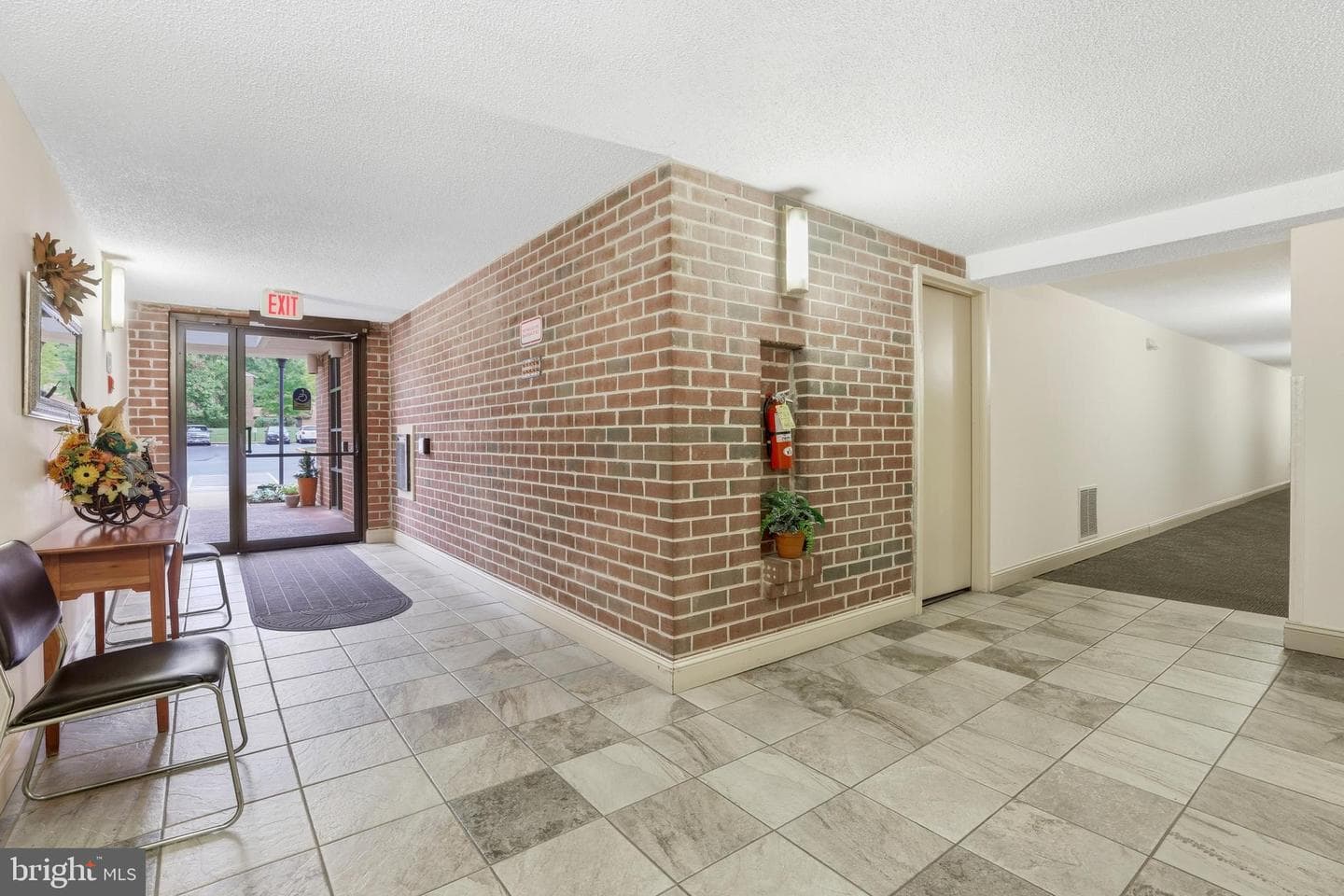 15300 Beaverbrook Court #88-2e photo 29