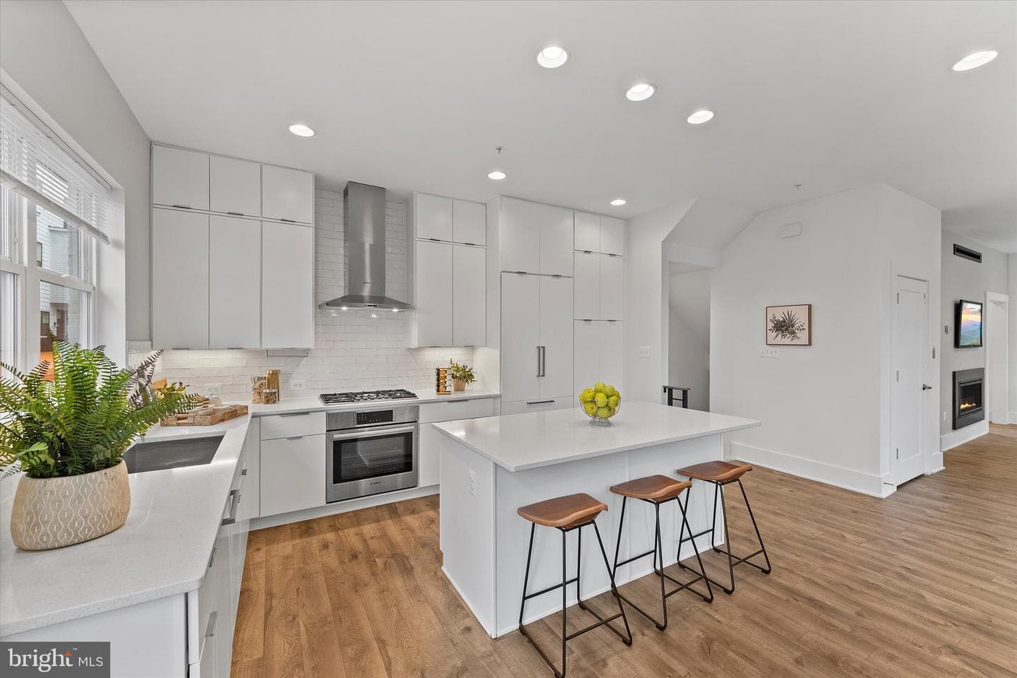 11300 Emerald Park Road photo 15