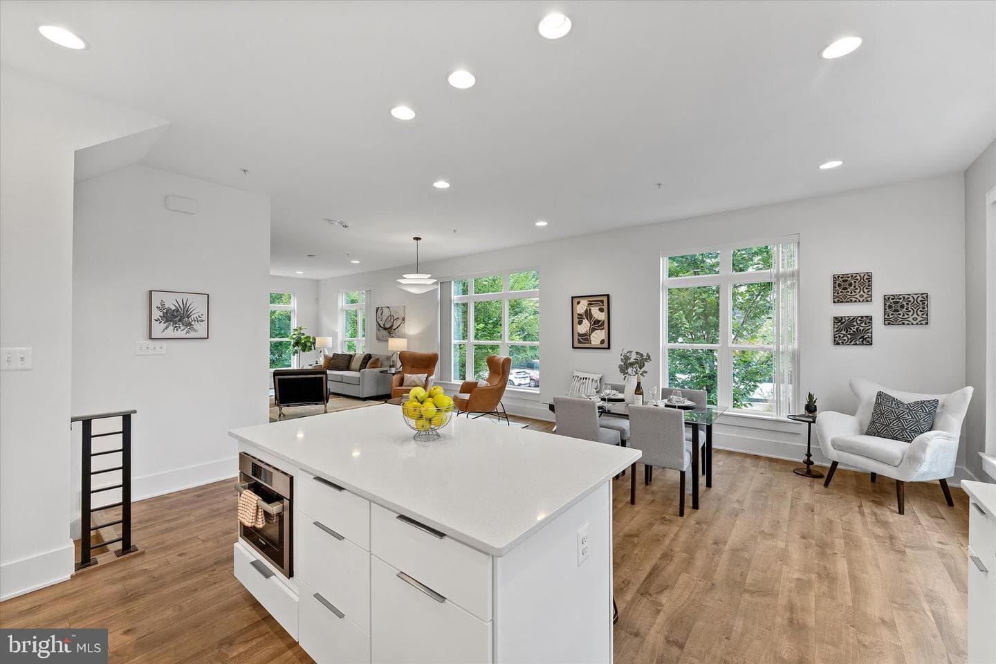 11300 Emerald Park Road photo 16