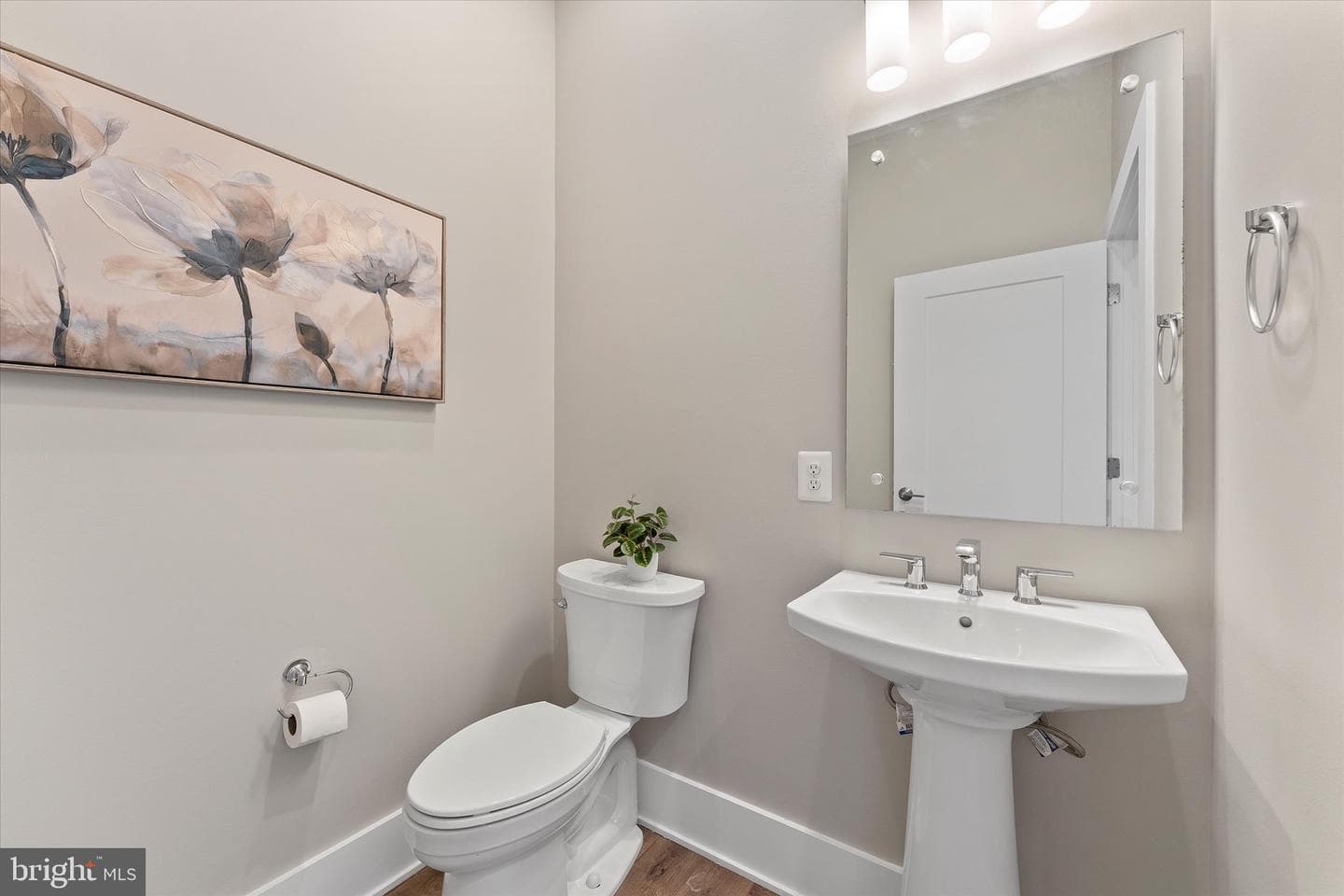11300 Emerald Park Road photo 17
