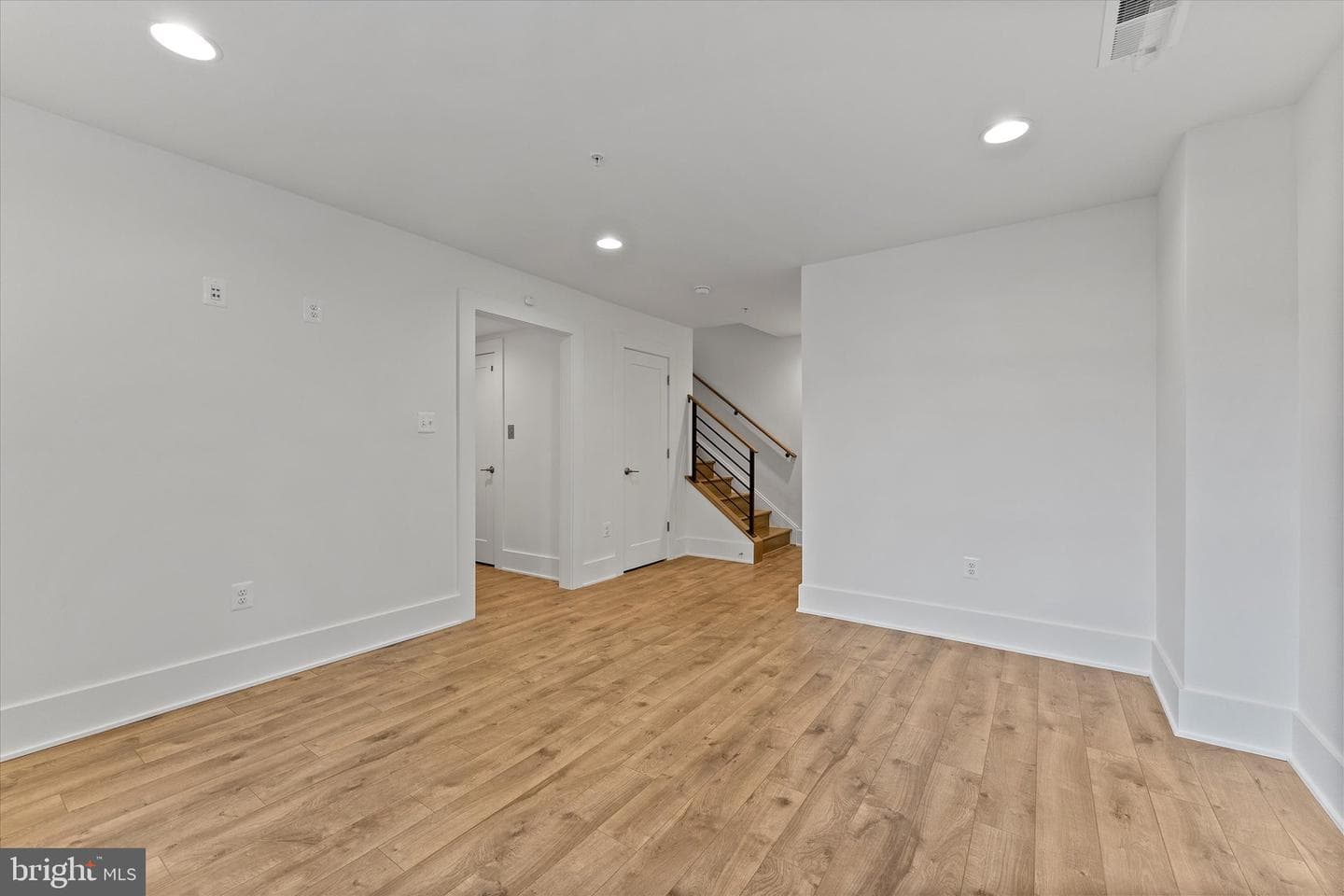 11300 Emerald Park Road photo 39