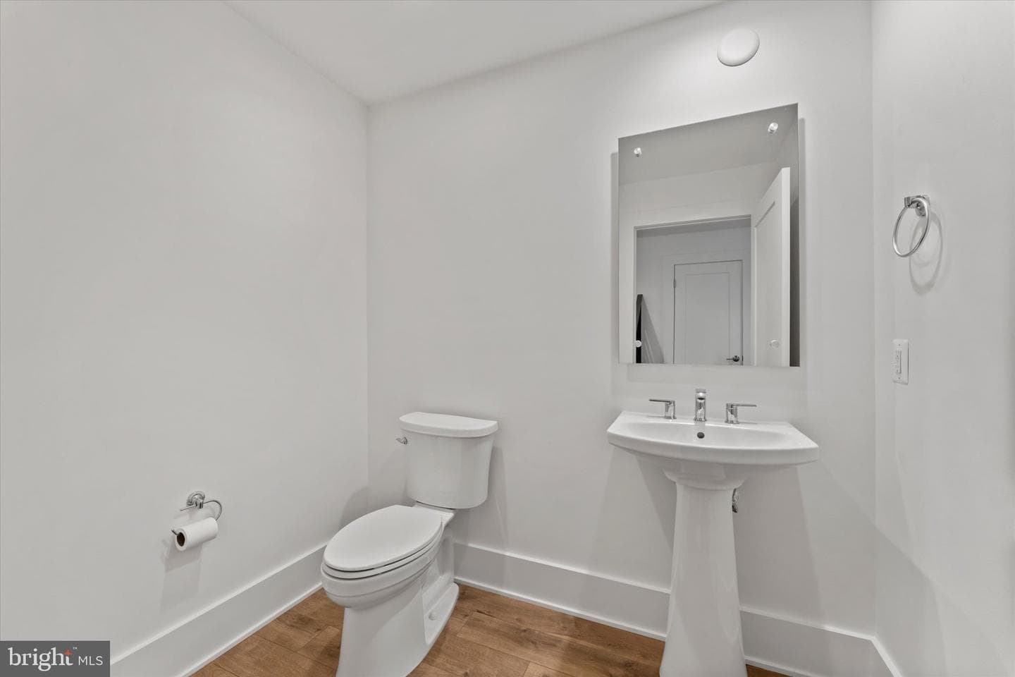 11300 Emerald Park Road photo 40