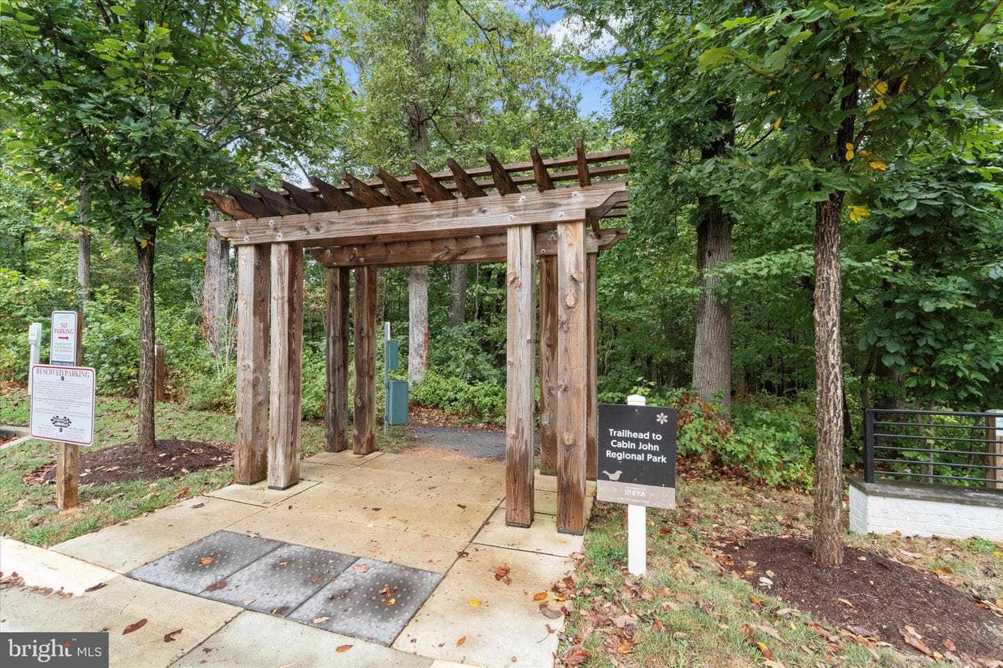 11300 Emerald Park Road photo 55