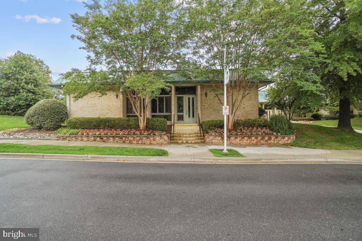 9 Fitzhugh Court #71-B photo 36