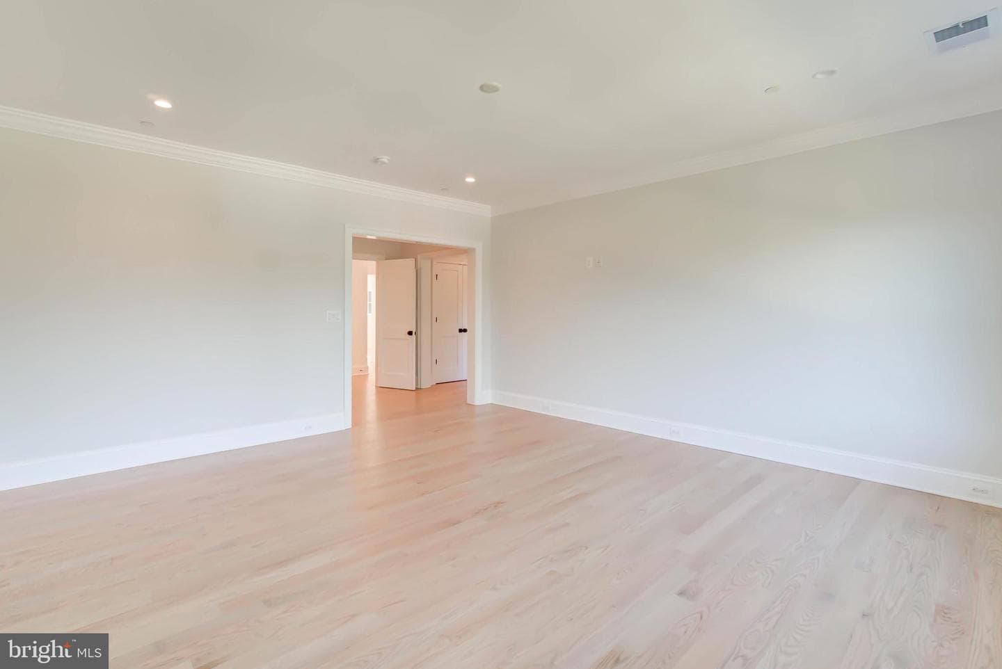 7917 Maryknoll Avenue photo 29
