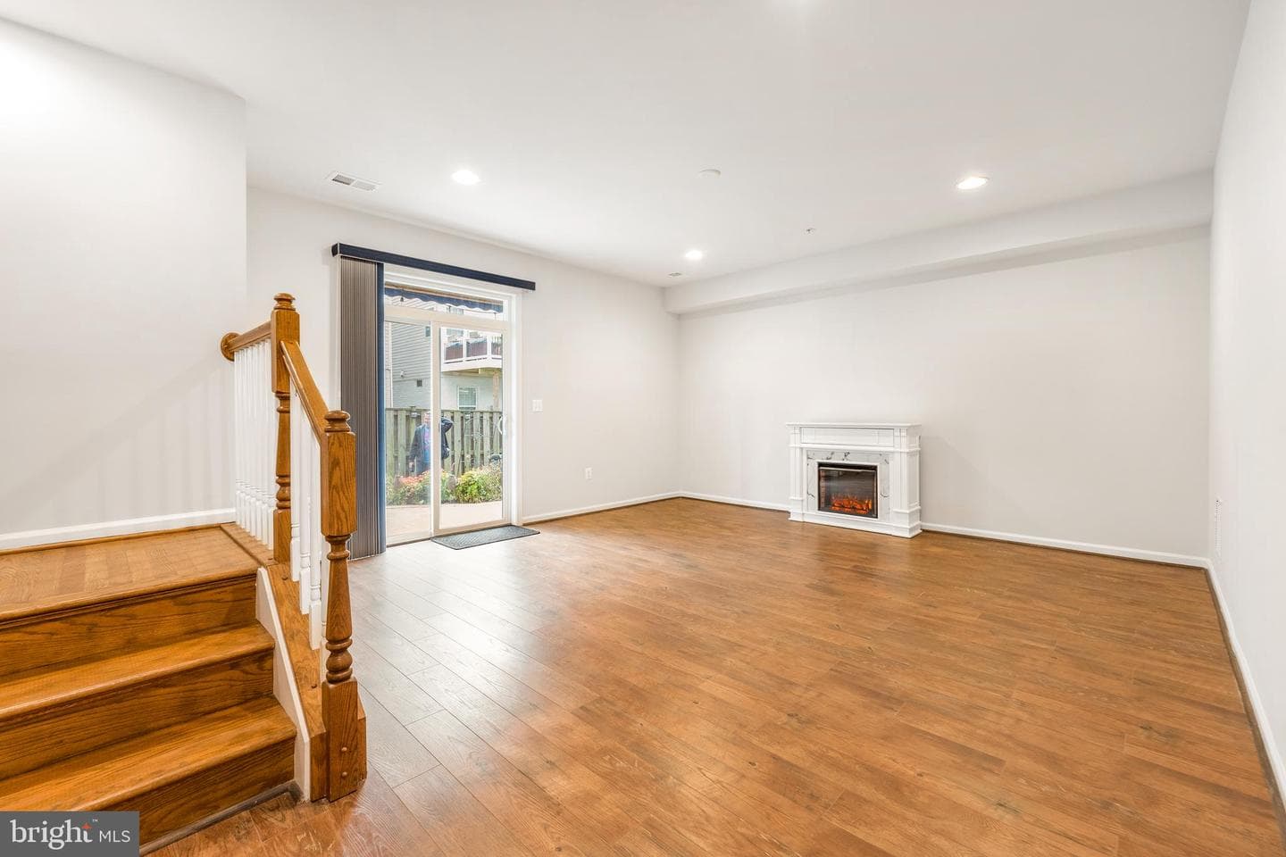 3510 Landing Way photo 5