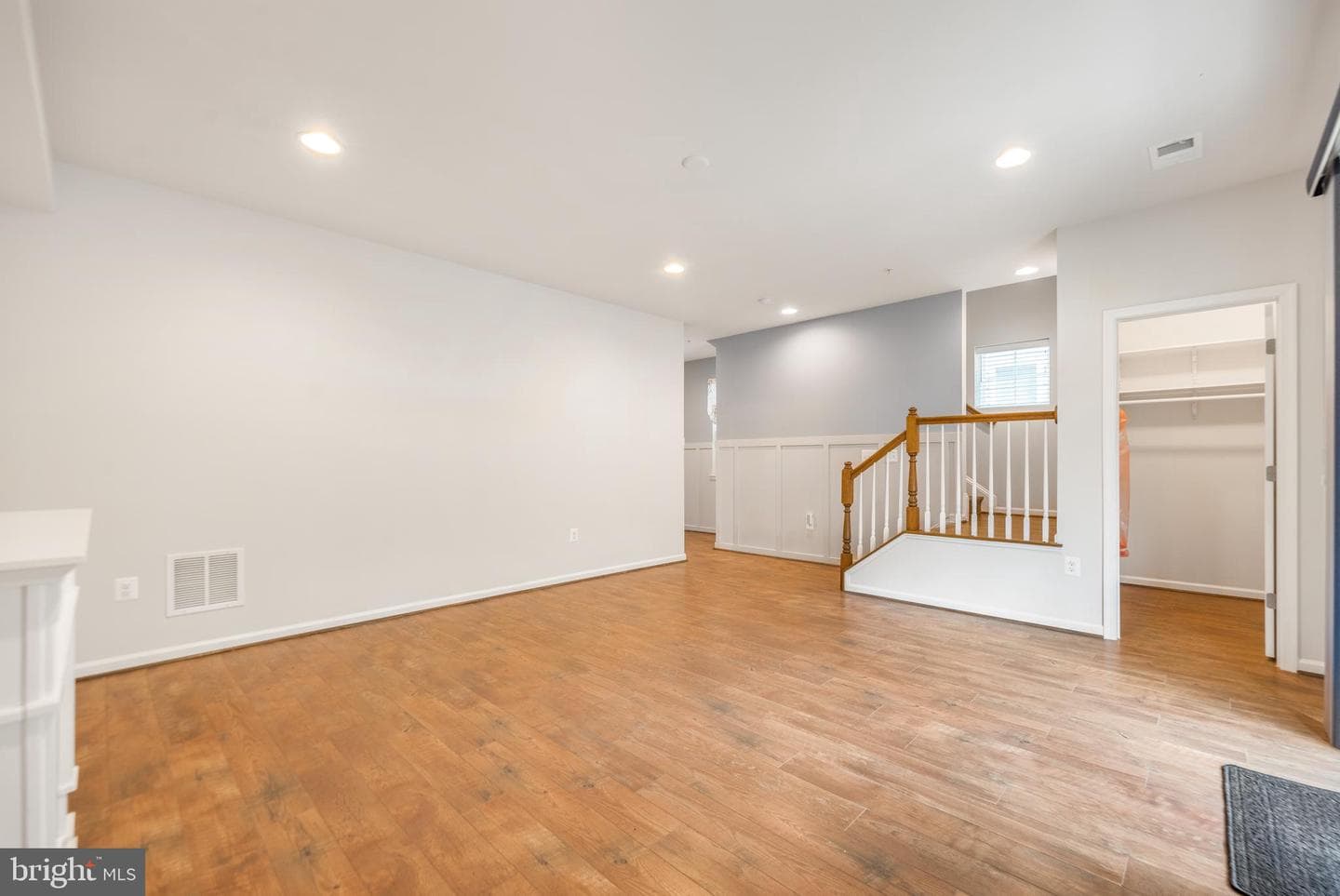 3510 Landing Way photo 7