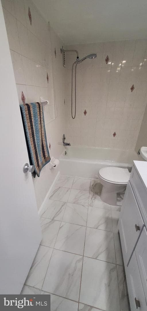 5101 River Road #907 photo 20