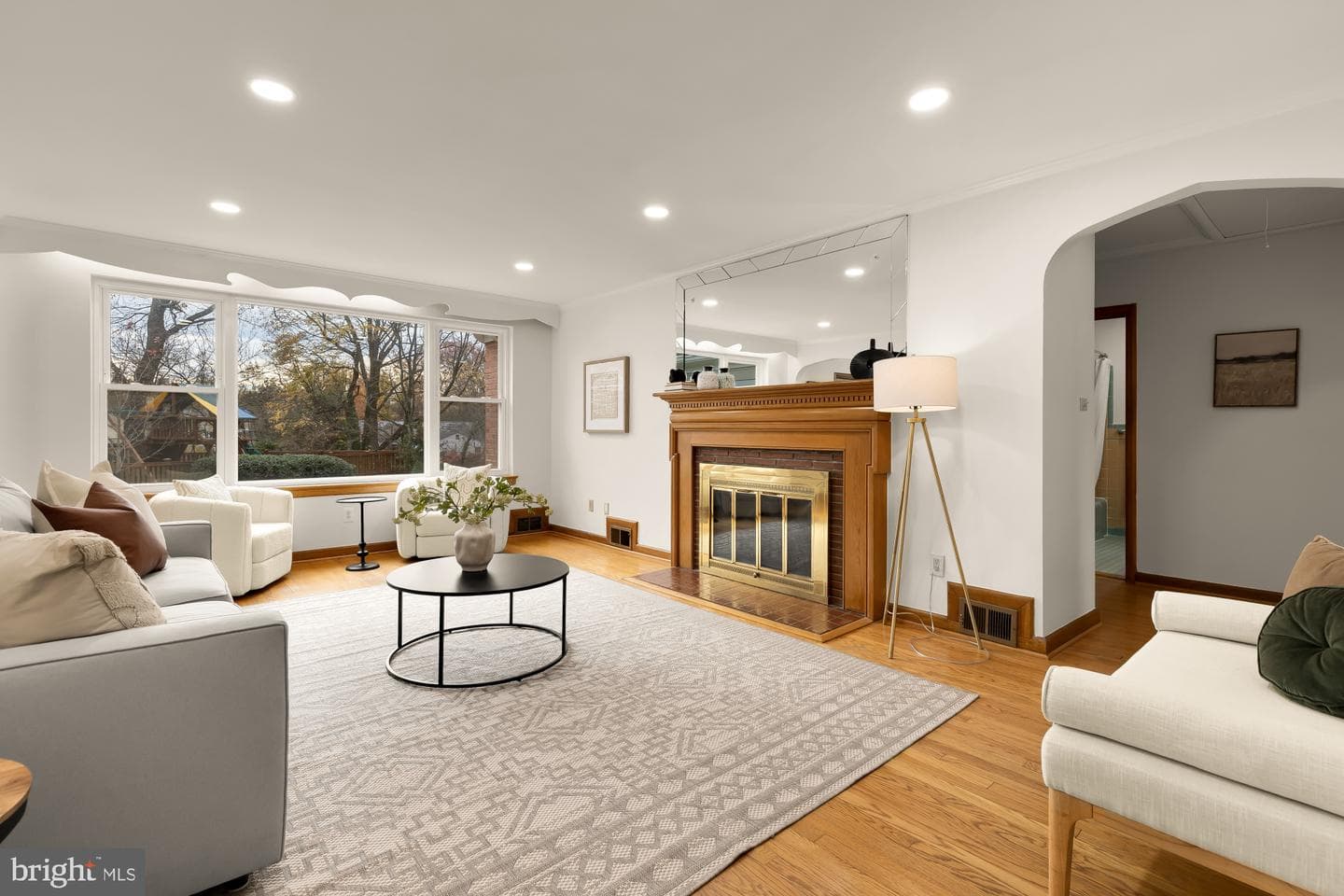 1102 Dale Drive photo 2