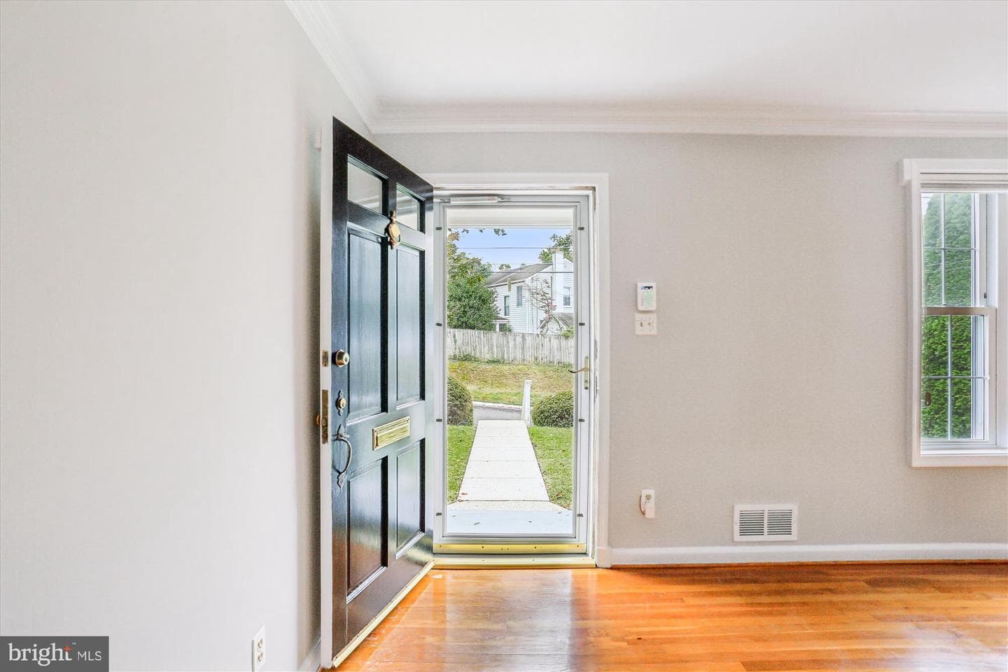 11515 Lund Place photo 4