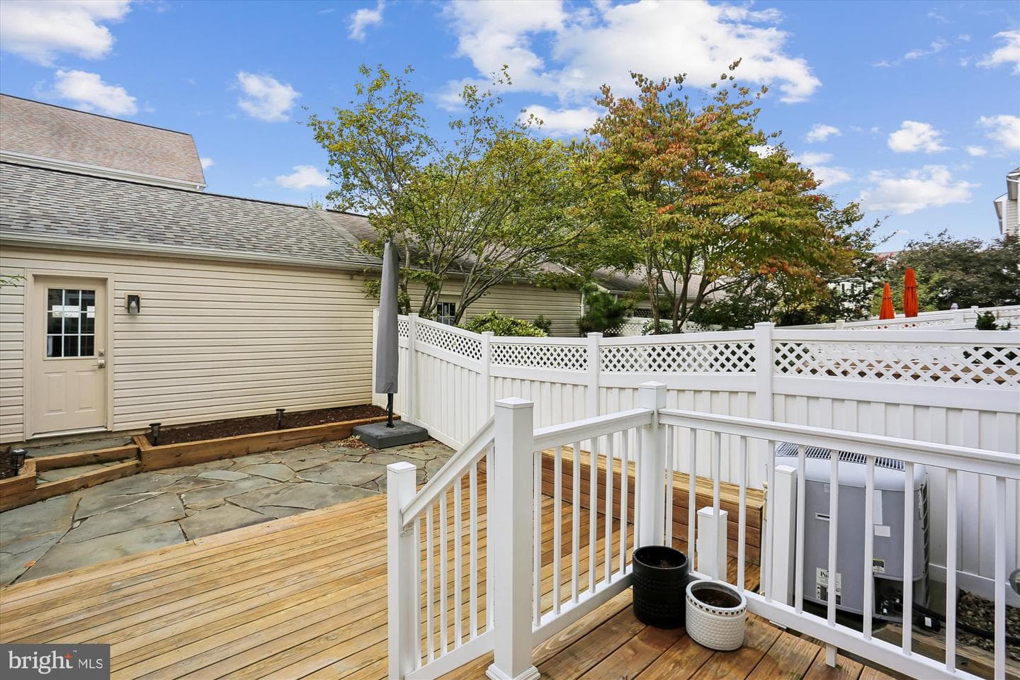 655 Gatestone Square Street photo 31