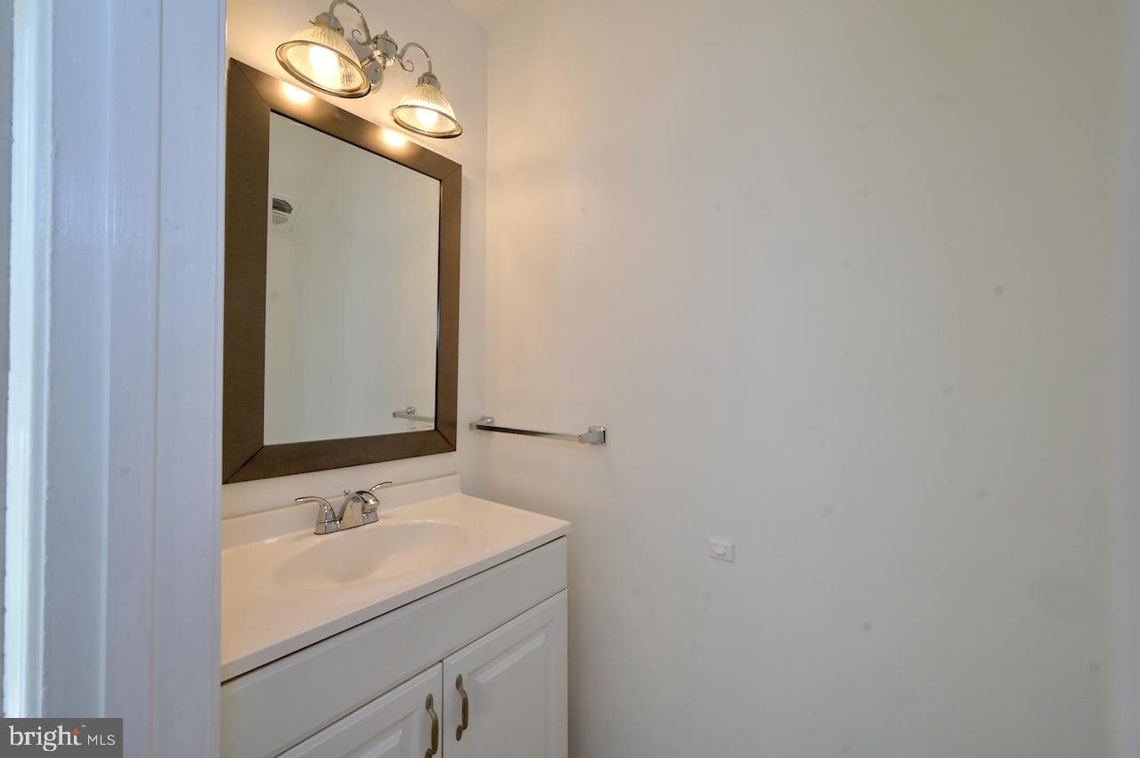 656 Azalea Drive #4-656 photo 12