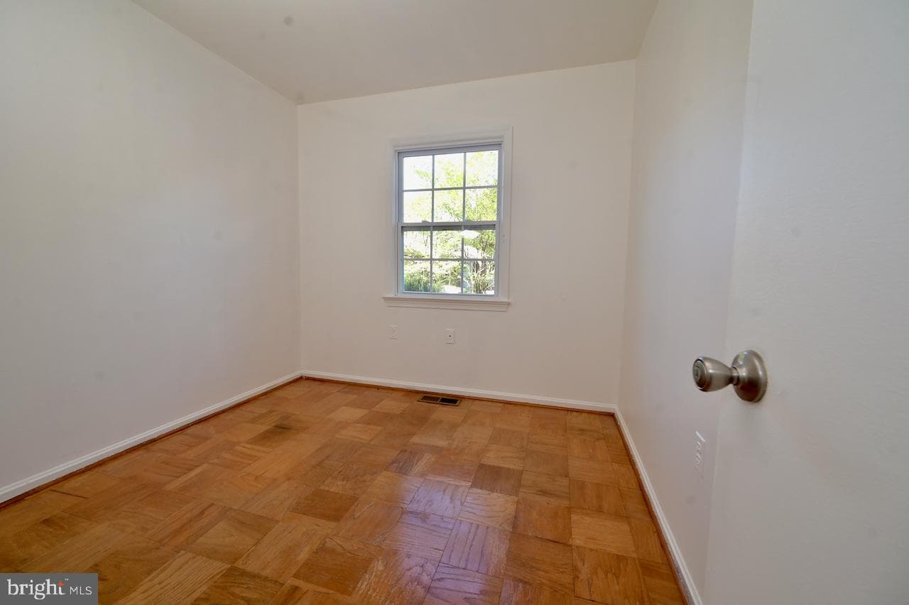 656 Azalea Drive #4-656 photo 17