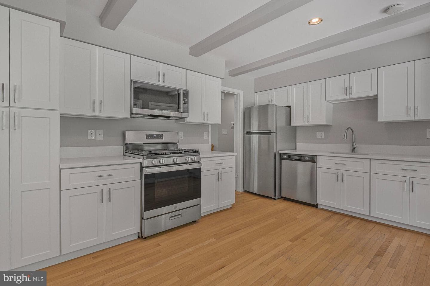 11733 Ambleside Drive photo 8