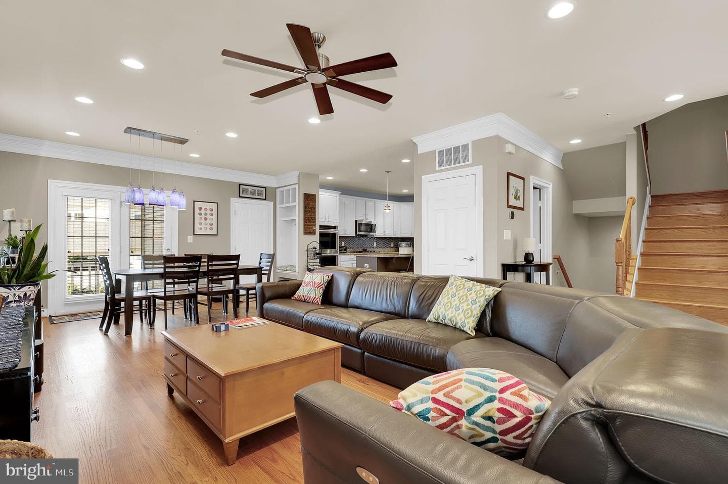 22104 Winding Woods Way photo 9