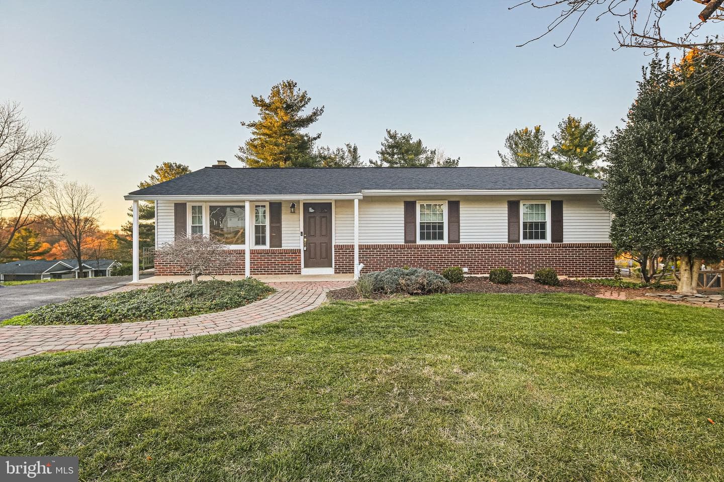 12301 Dancrest Drive