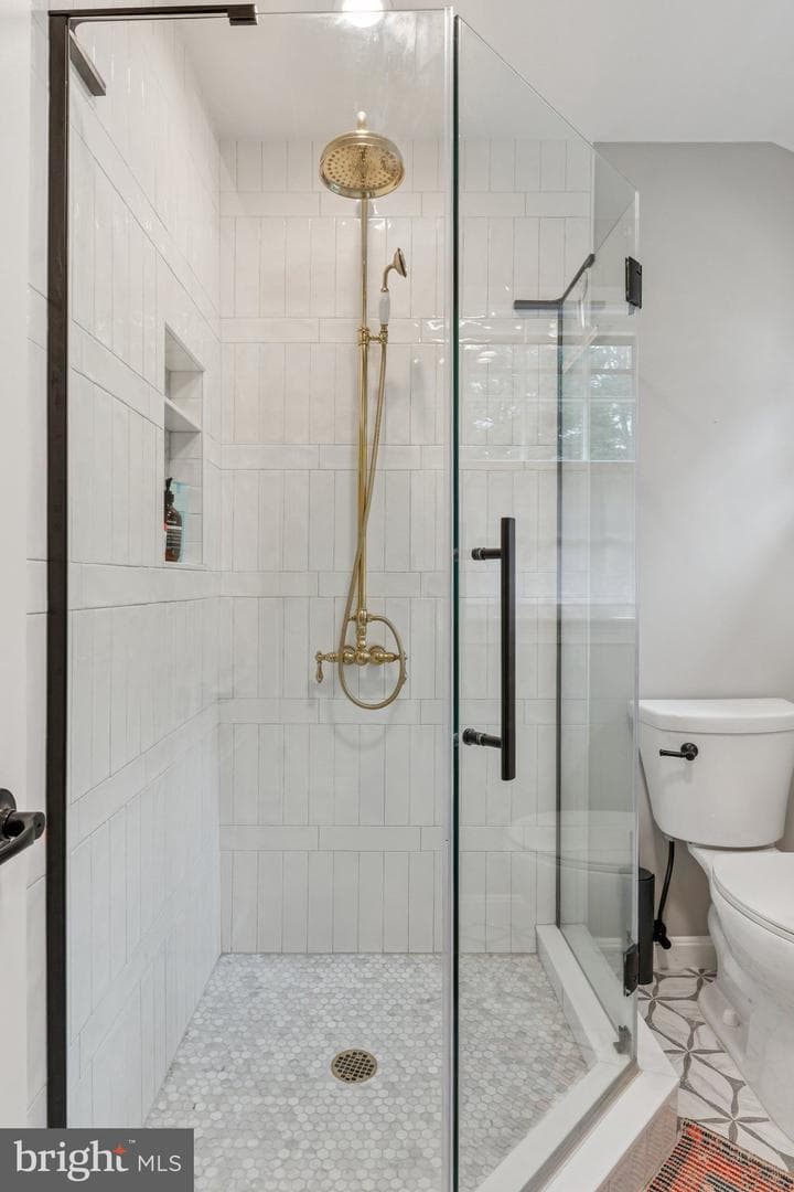 509 Whitingham Drive photo 22