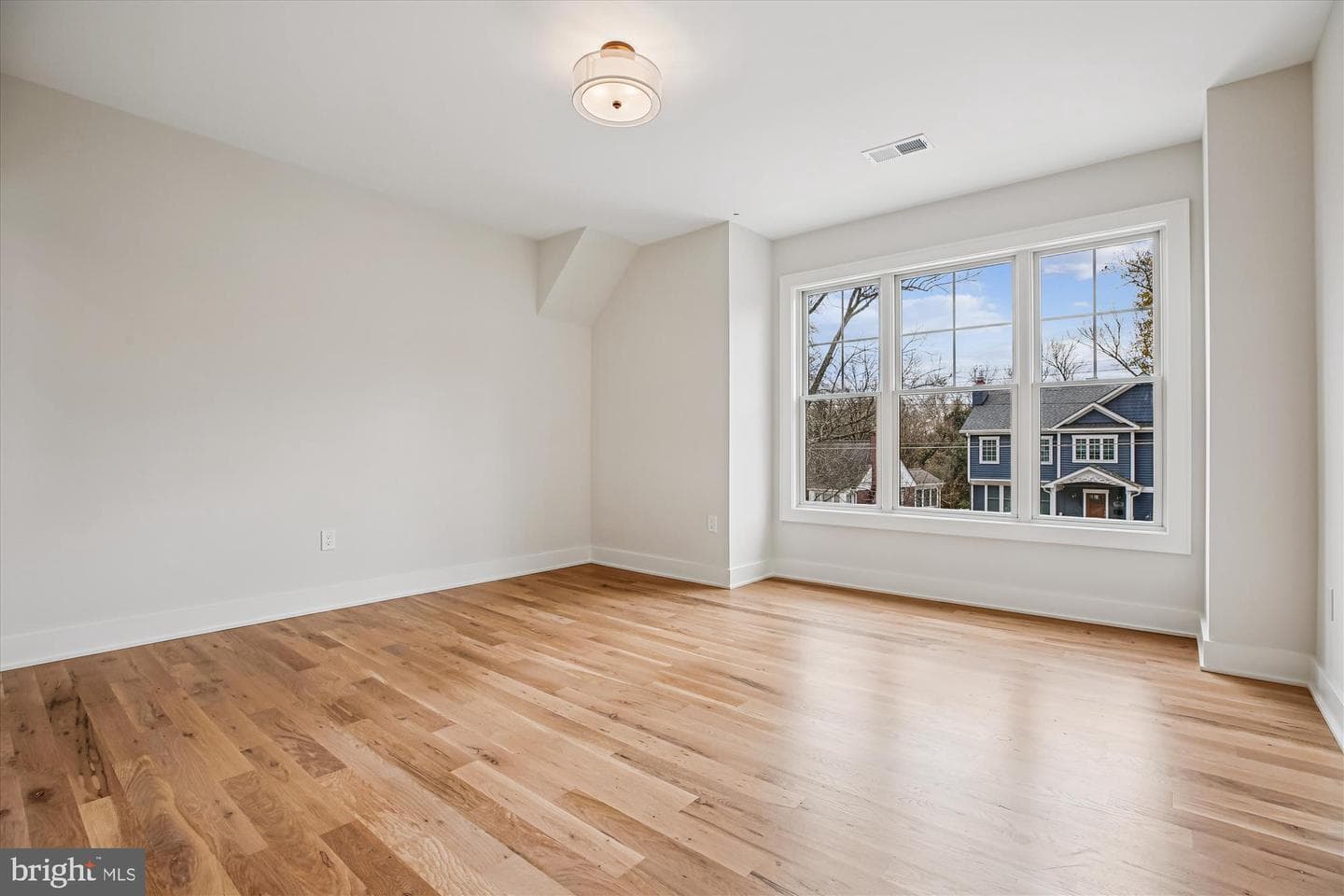 11013 Stillwater Avenue photo 42