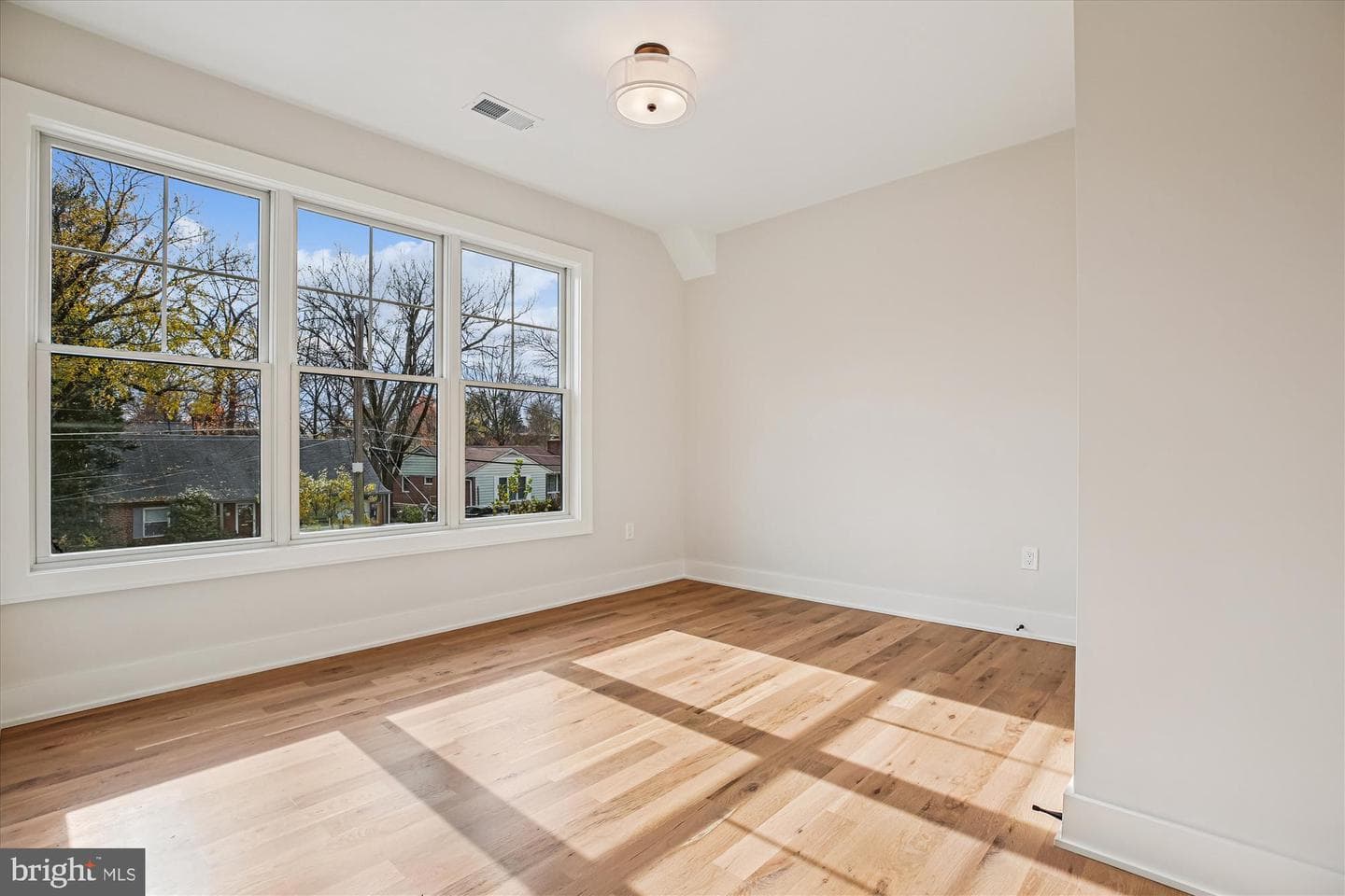 11013 Stillwater Avenue photo 45