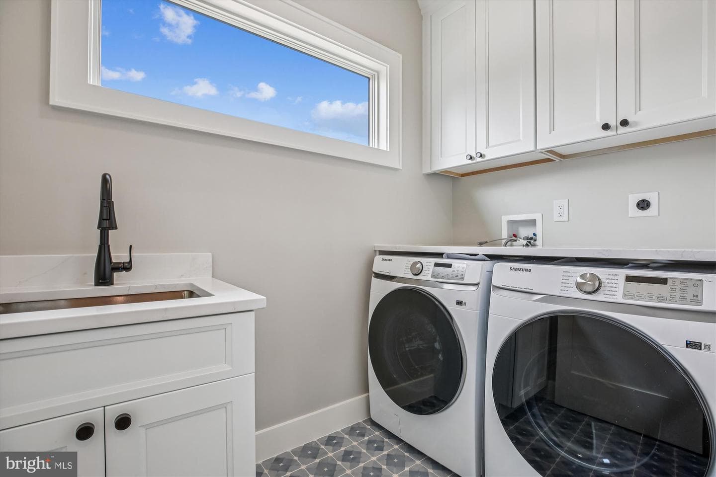 11013 Stillwater Avenue photo 48