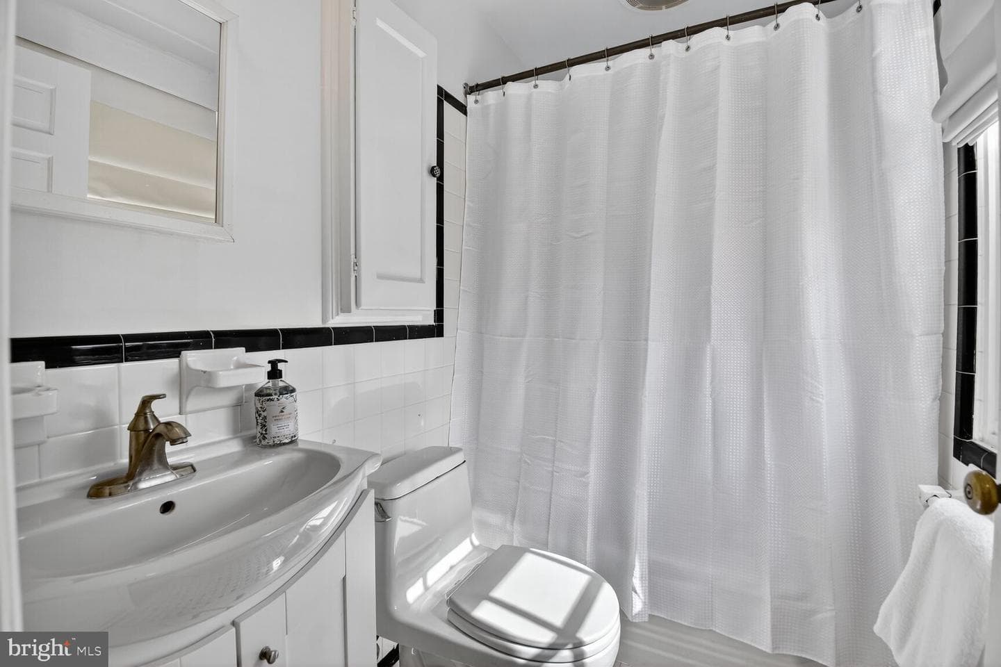 5605 Wood Way photo 17