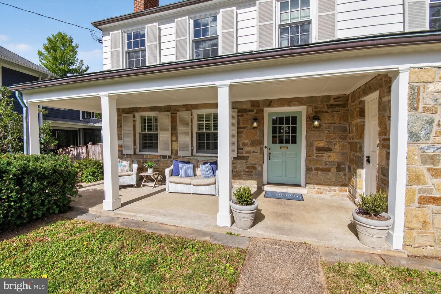 5605 Wood Way photo 2