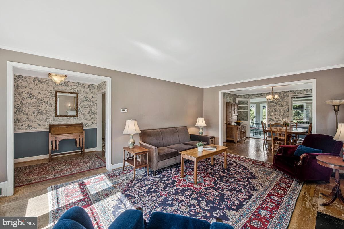 5811 Ridgefield Road photo 10