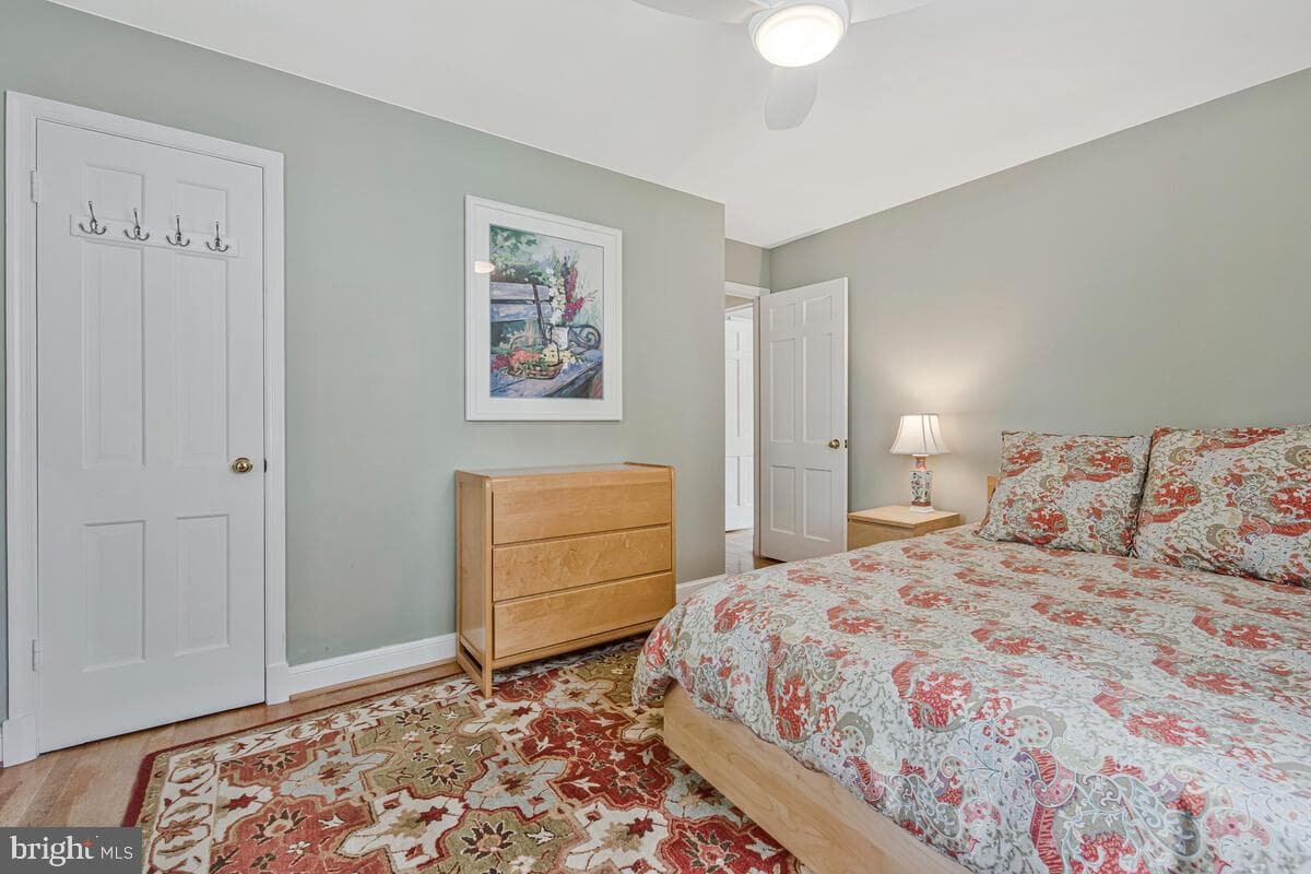 5811 Ridgefield Road photo 26