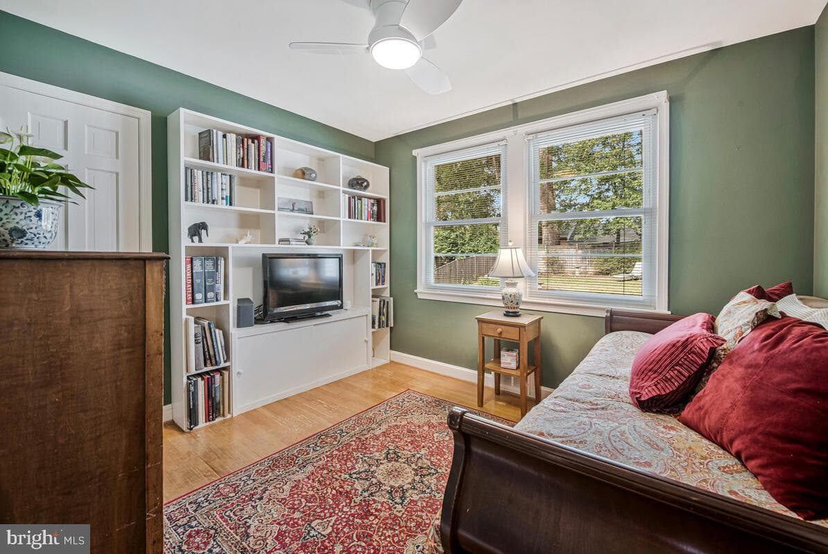 5811 Ridgefield Road photo 27