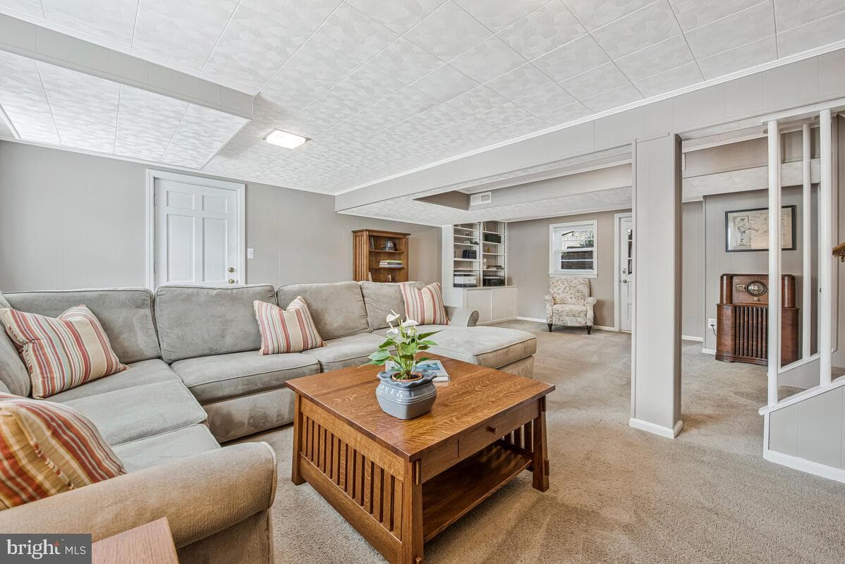 5811 Ridgefield Road photo 29