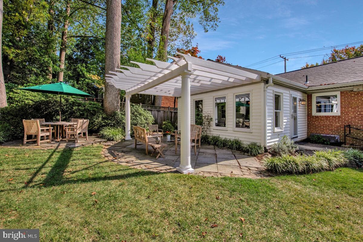 5811 Ridgefield Road photo 33
