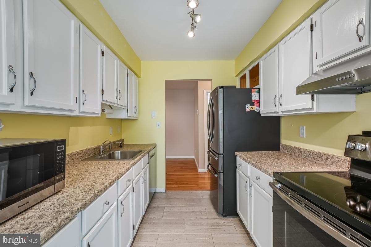13262 Meander Cove Drive #28 photo 13